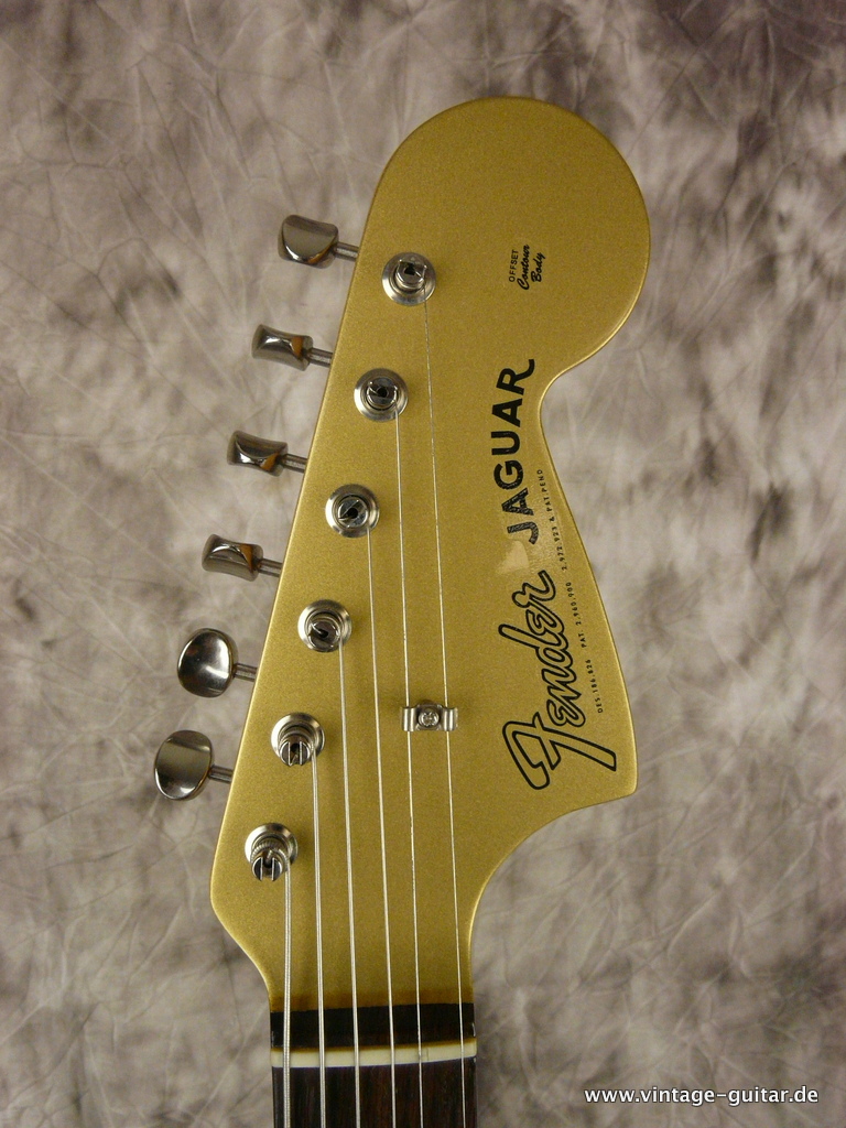 Fender_Jaguar_62Reissue_Aztec_Gold-005.JPG