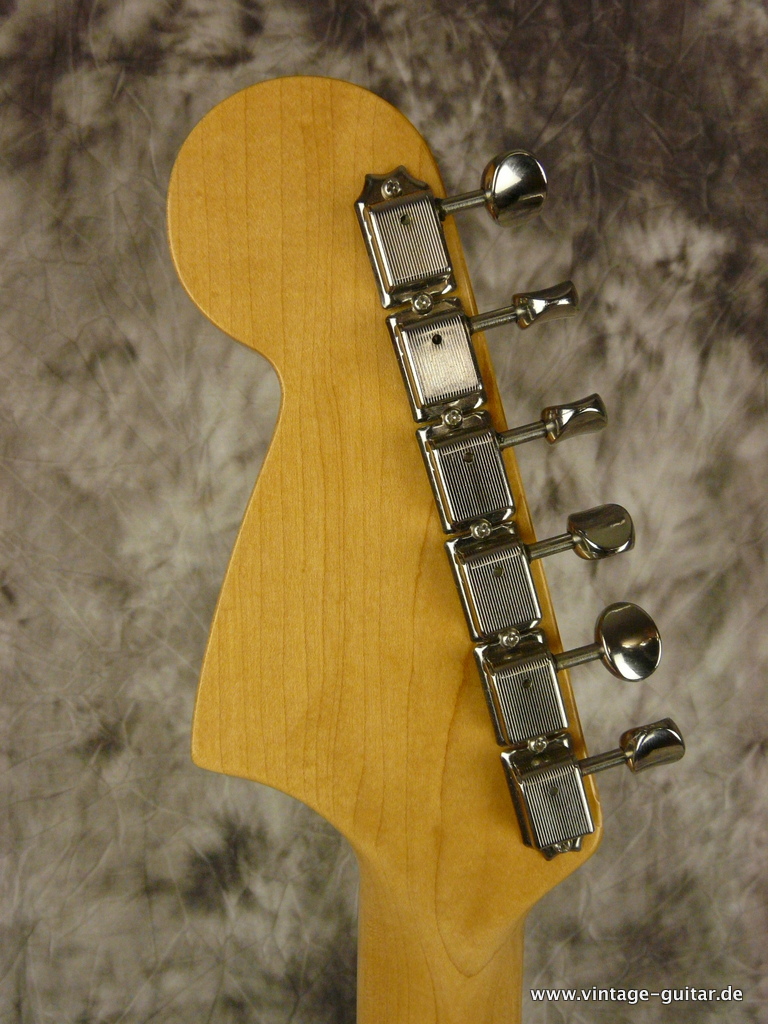 Fender_Jaguar_62Reissue_Aztec_Gold-006.JPG