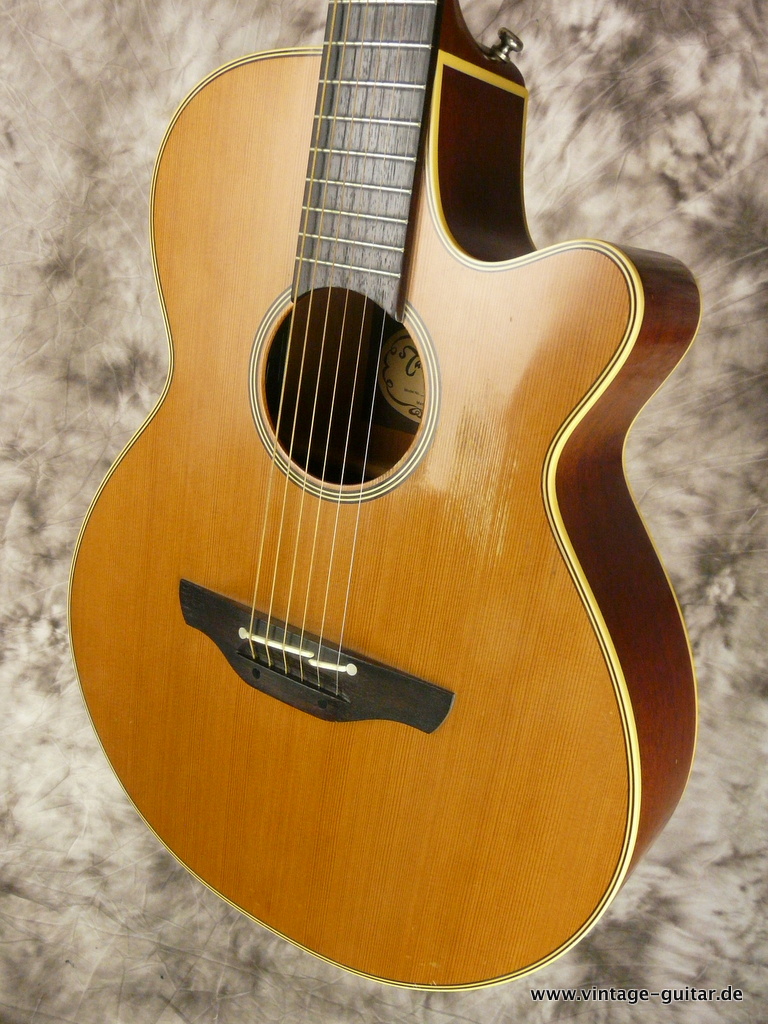 Takamine-EN-30C-1993-natural-011.JPG