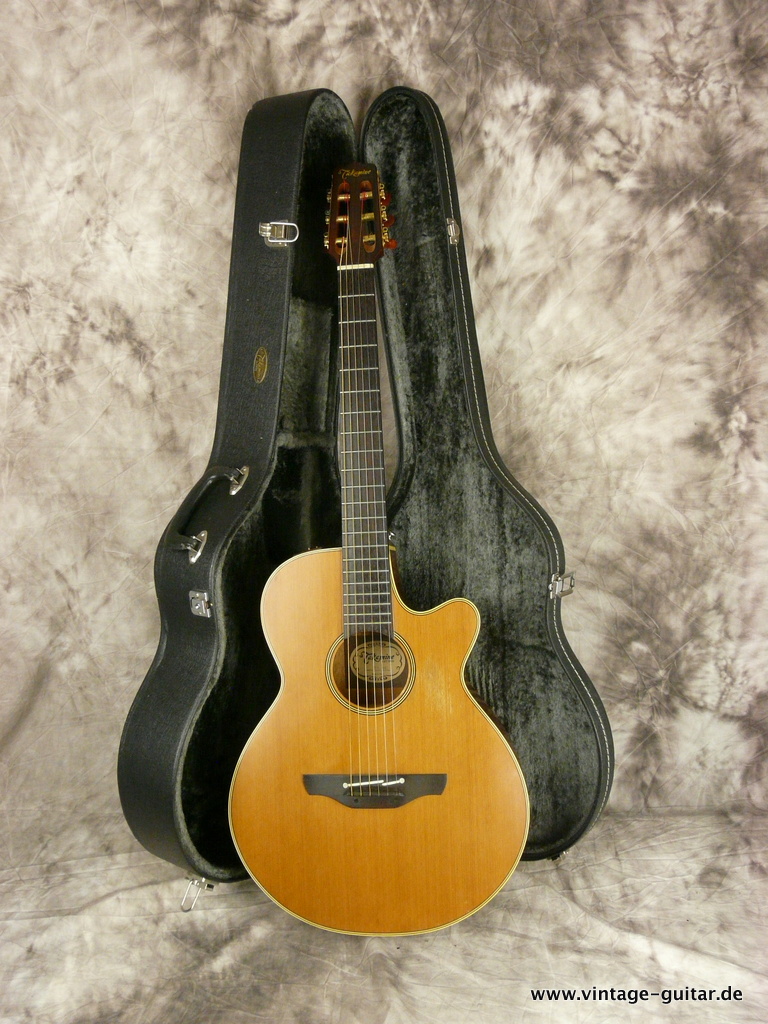 Takamine-EN-30C-1993-natural-015.JPG