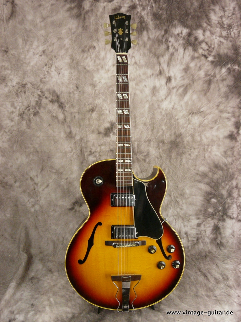 Gibson-ES-175-D-sunburst-1967-001.JPG