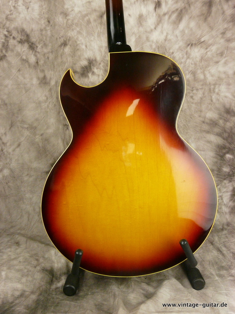 Gibson-ES-175-D-sunburst-1967-002.JPG