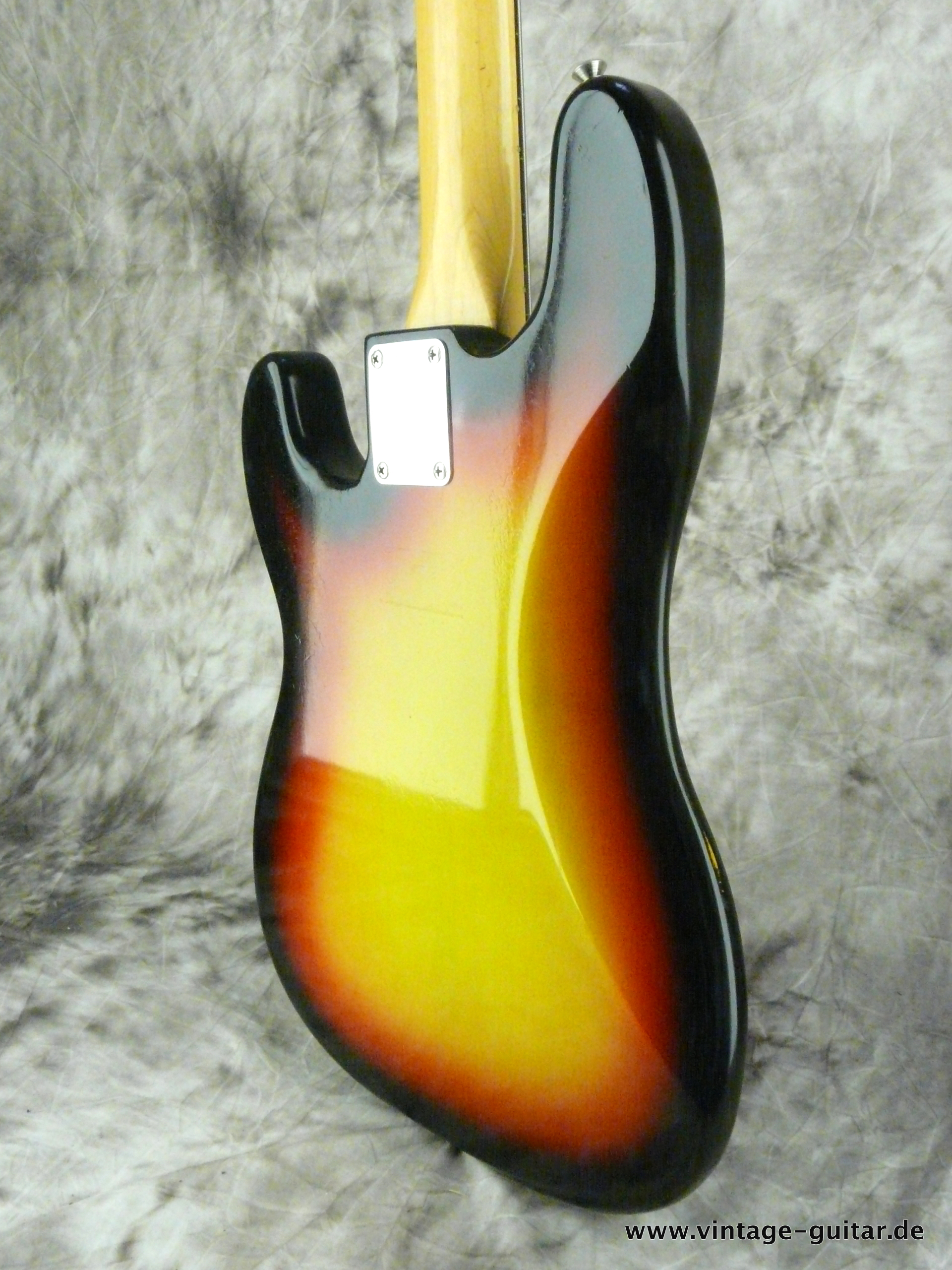 Fender-Precision-Bass-1966-sunburst-near-mint-010.JPG