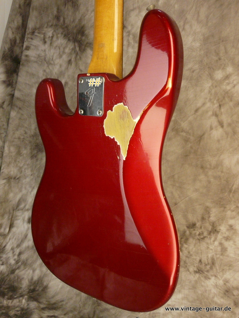 Fender-Precision-Bass-1966-Candy-Apple-Red-012.JPG