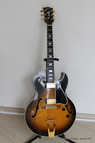 Gibson-ES-775-1990-sunburst-001.jpg