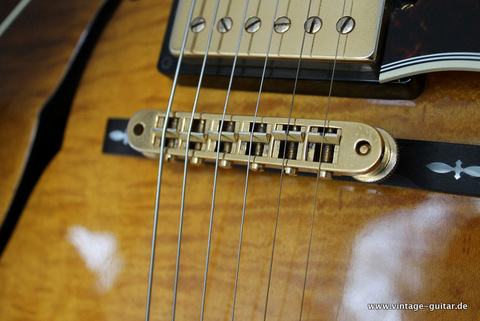 Gibson-ES-775-1990-sunburst-018.jpg