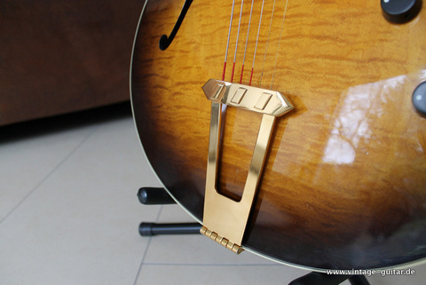 Gibson-ES-775-1990-sunburst-019.jpg