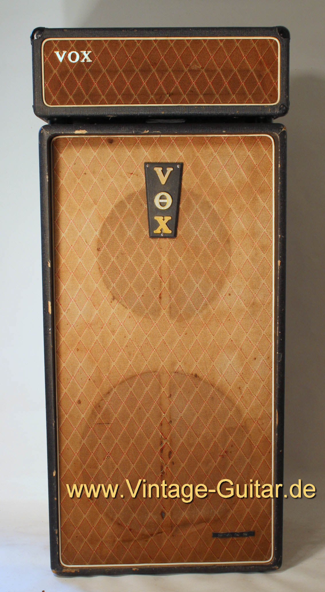 Vox-AC-50-Top-single-channel-diamond-input-t-60-cabinet.jpg