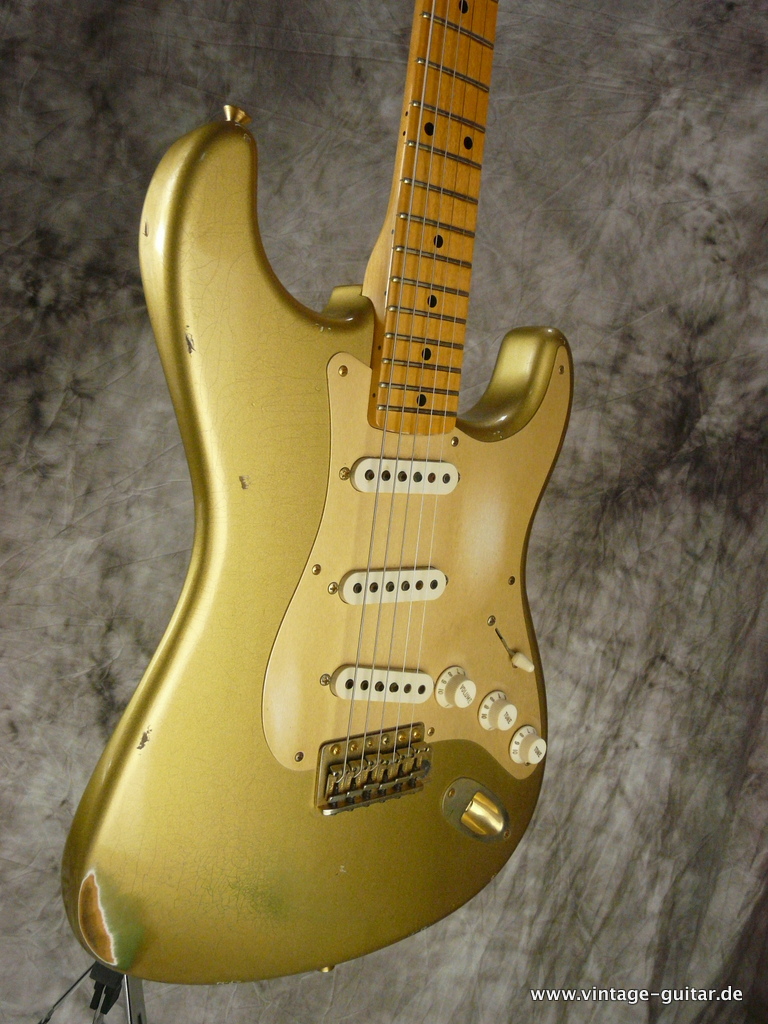 Fender-Stratocaster-1956-Reissue-Heavy-Relic-Custom-Shop-005.JPG