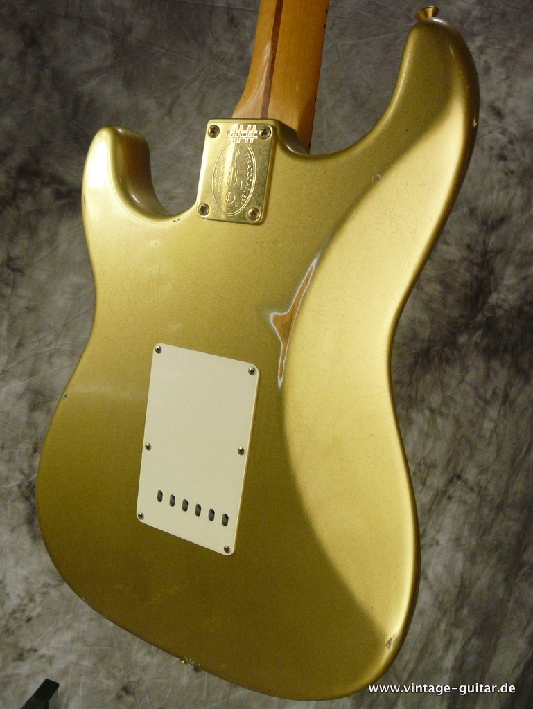 Fender-Stratocaster-1956-Reissue-Heavy-Relic-Custom-Shop-012.JPG