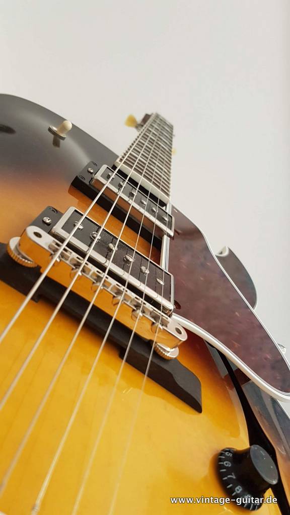 Gibson-ES-175-D-P94-2013-006.jpg