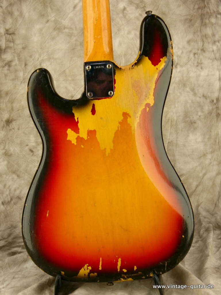 Fender-Precision-Bass-1965-sunburst-003.JPG