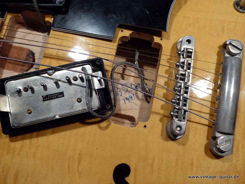 Gibson-ES-335-TD-Dot-1991-PAFs-natural-021.JPG