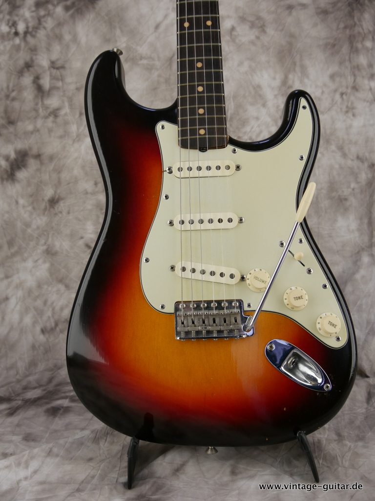 Fender-Stratocaster-1962-sunburst-slabboard-002.JPG