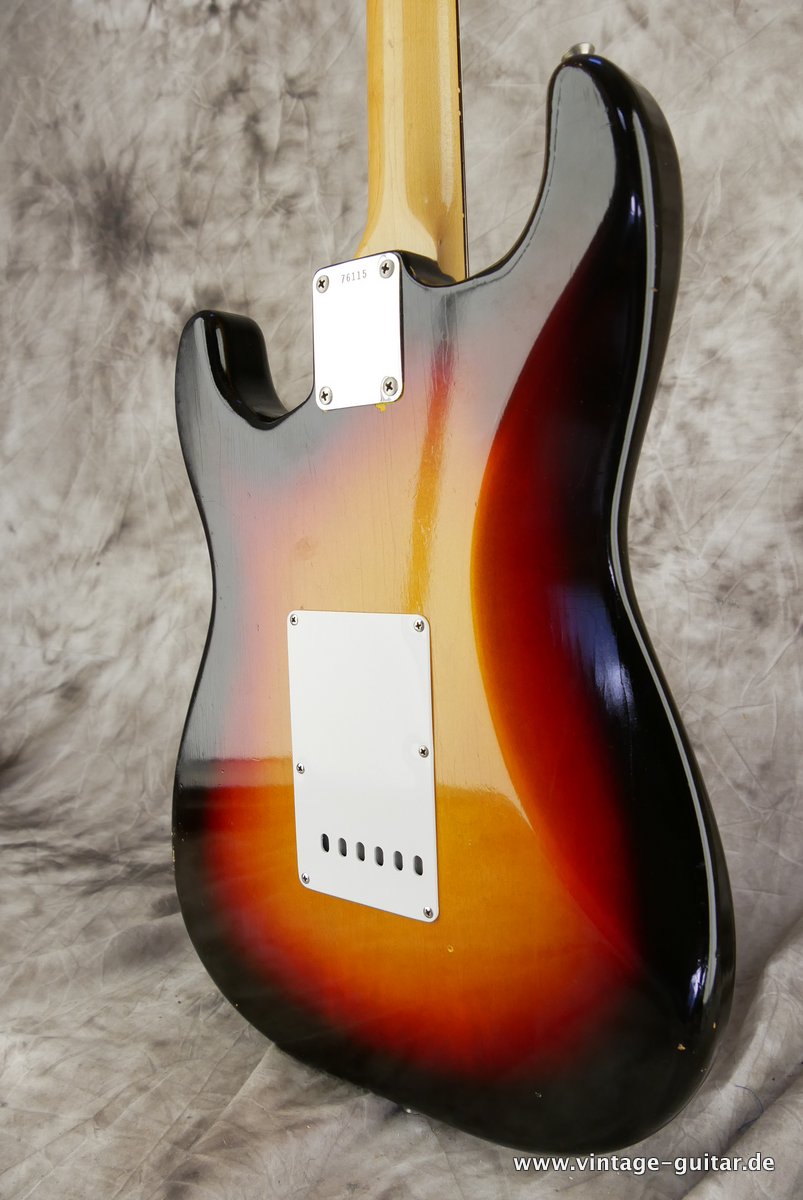 Fender-Stratocaster-1962-sunburst-slabboard-008.JPG