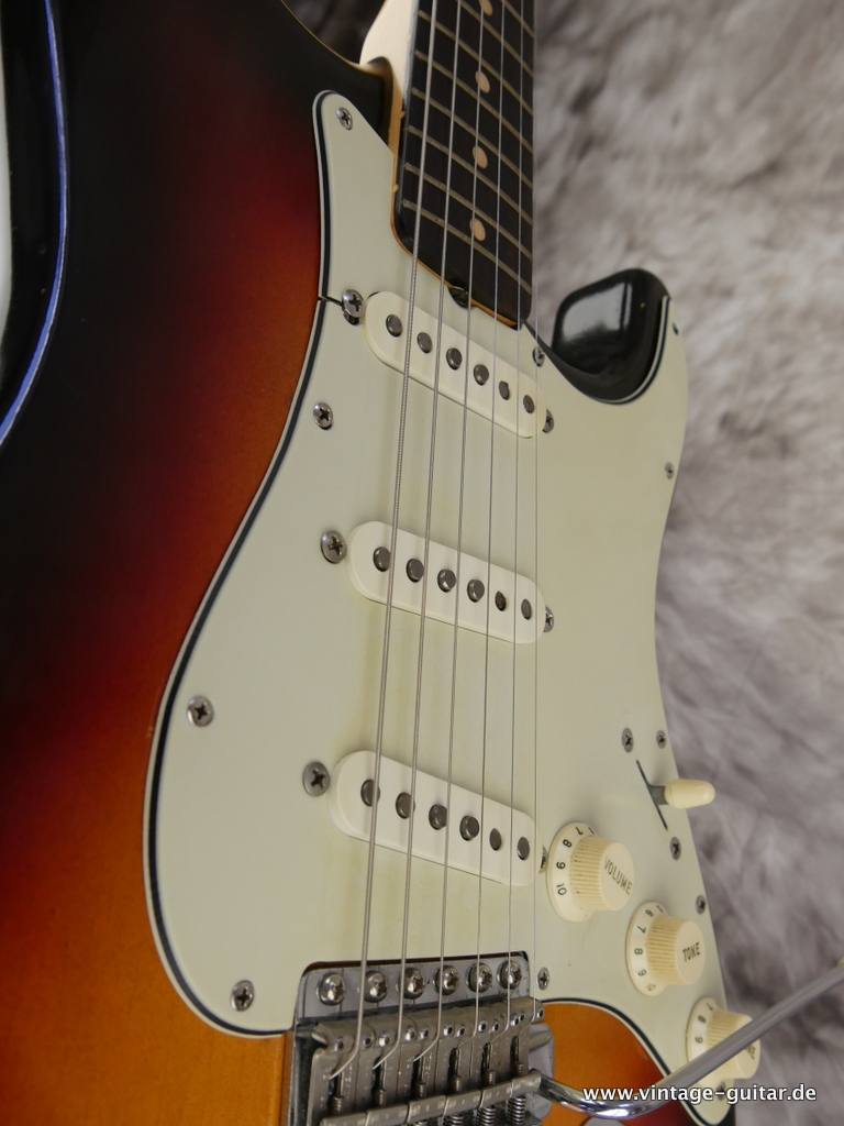 Fender-Stratocaster-1962-sunburst-slabboard-015.JPG