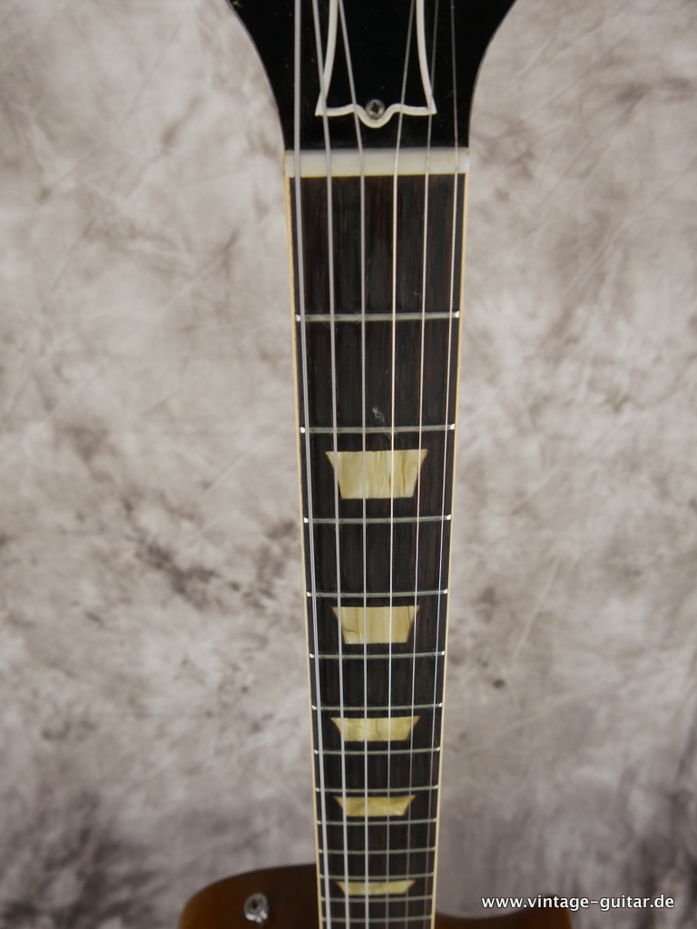 Gibson-Les-Paul-Standard-Goldtop-1956-011.JPG