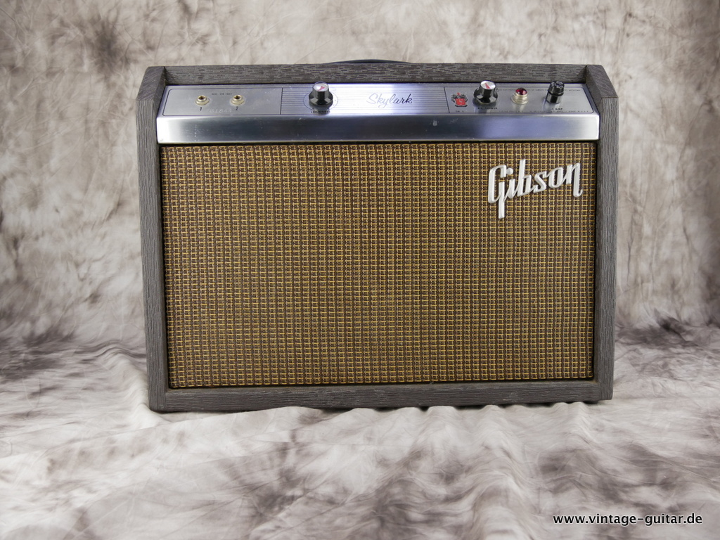 Gibson-GA5-Skylark-Crestline-001.JPG