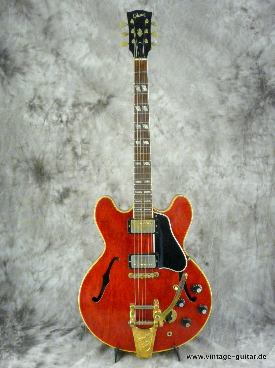 Gibson-ES-345-TD-1967-cherry-001.JPG