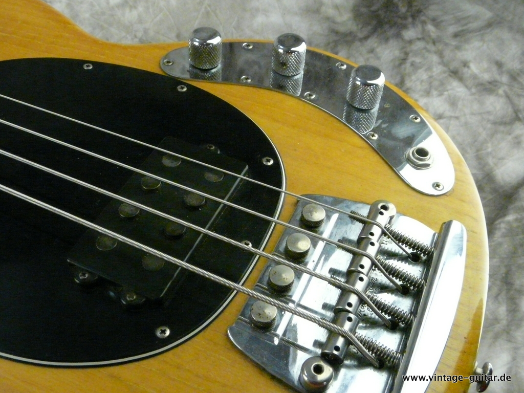 MusicMan-StingRay-Bass-1977-natural-009.JPG