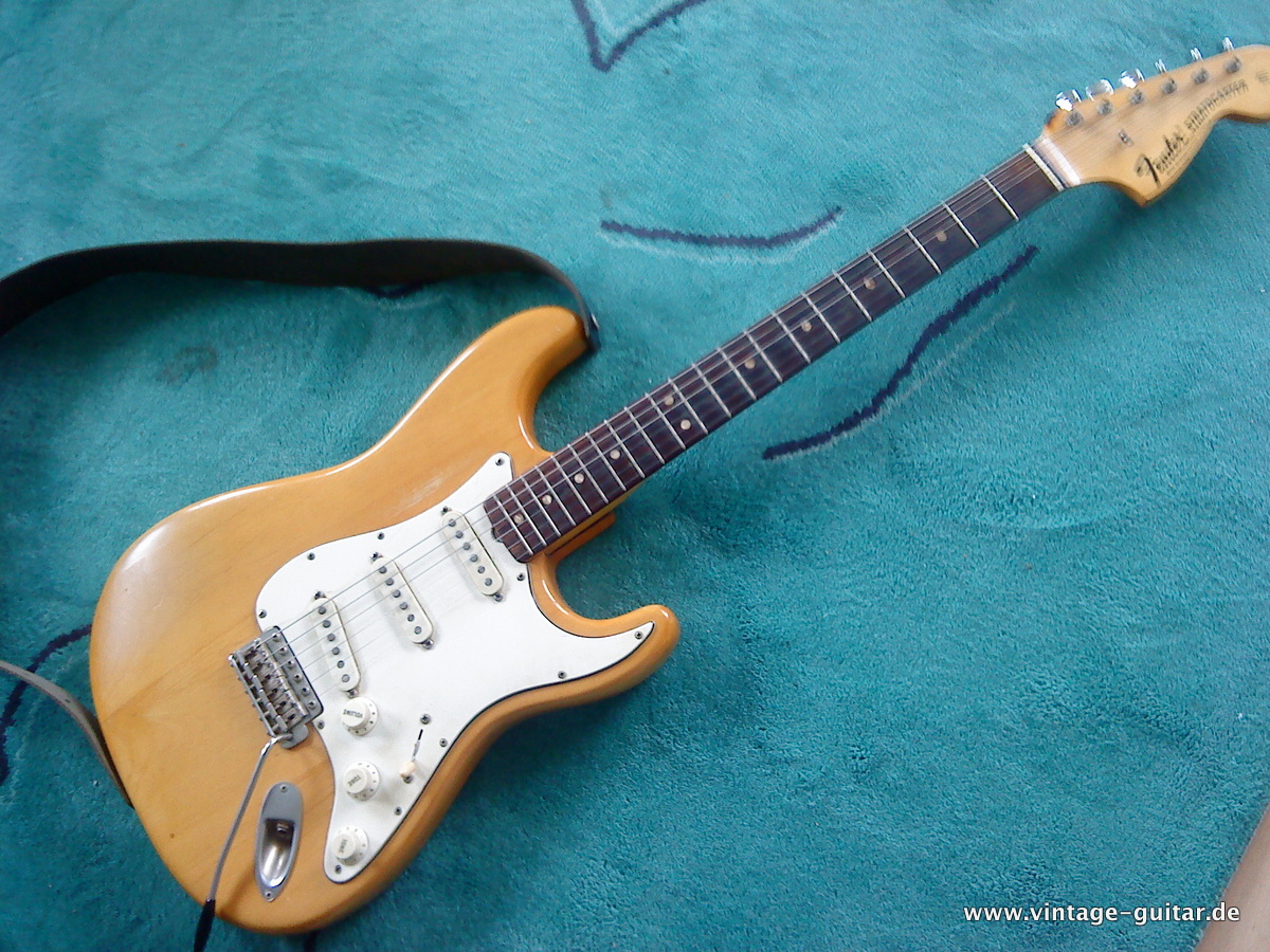 Fender-Stratocaster-1968-natural-001.jpg