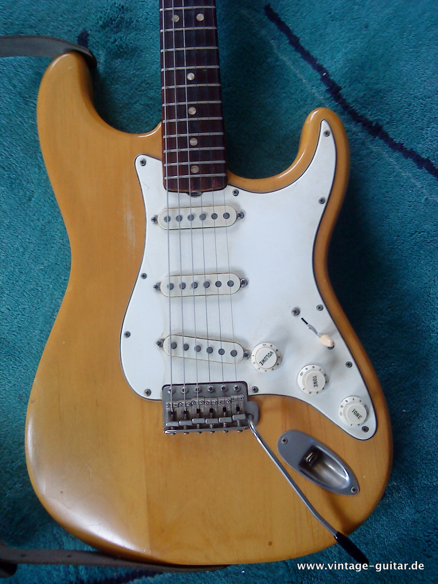 Fender-Stratocaster-1968-natural-003.jpg