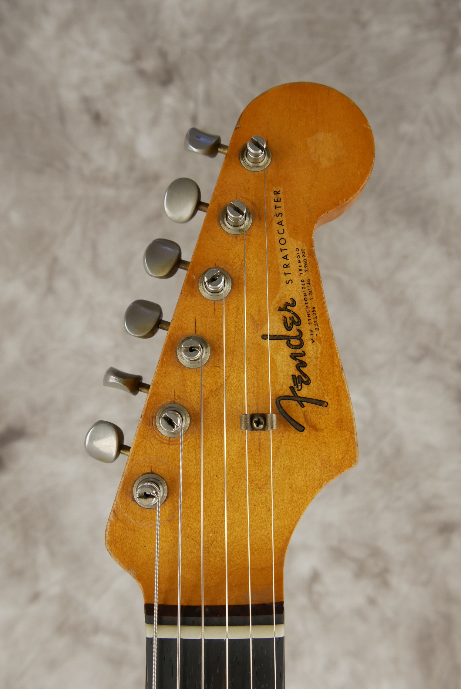 Fender-Stratocaster-1964-orange-refinish-009.JPG