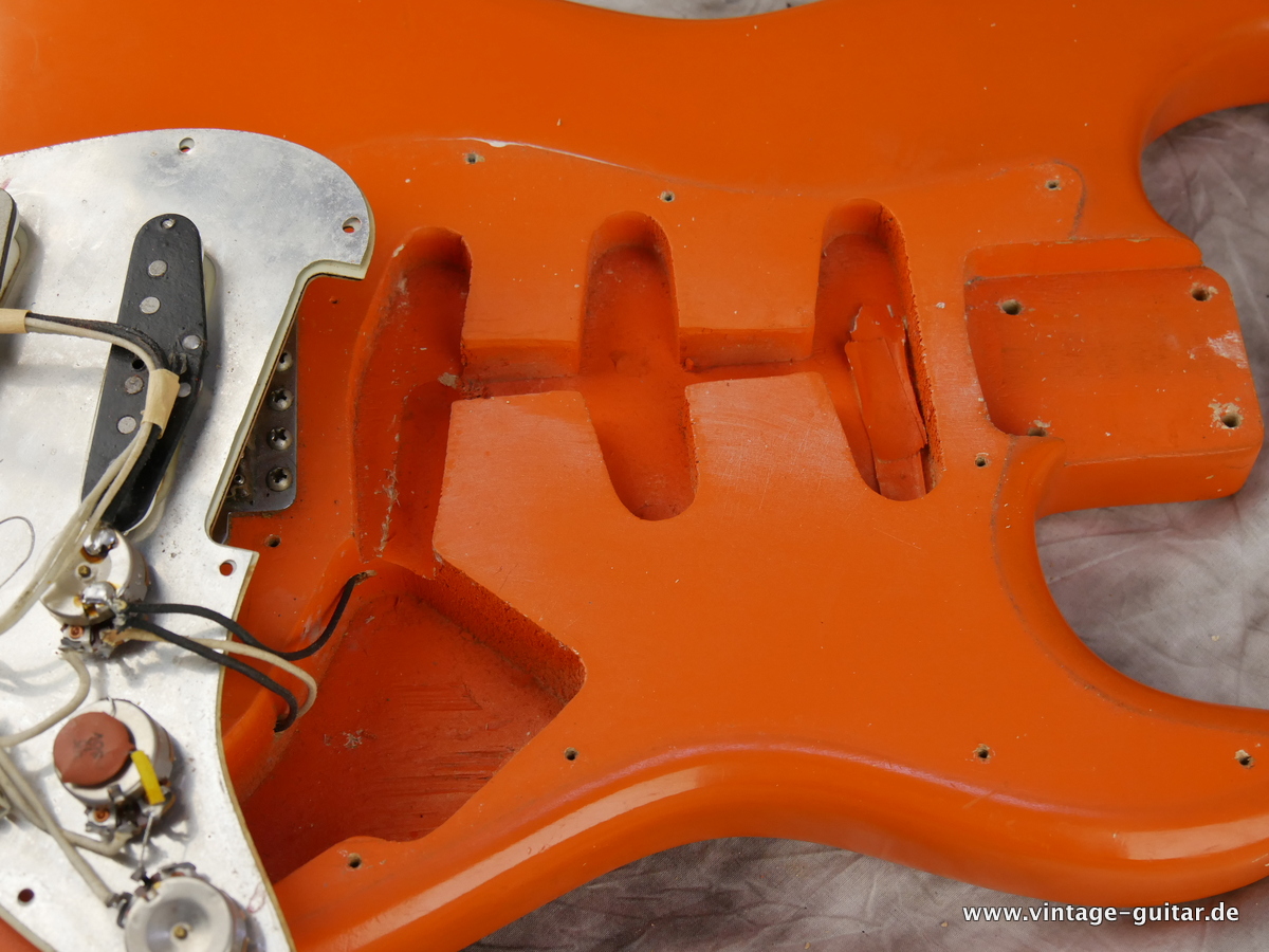 Fender-Stratocaster-1964-orange-refinish-023.JPG