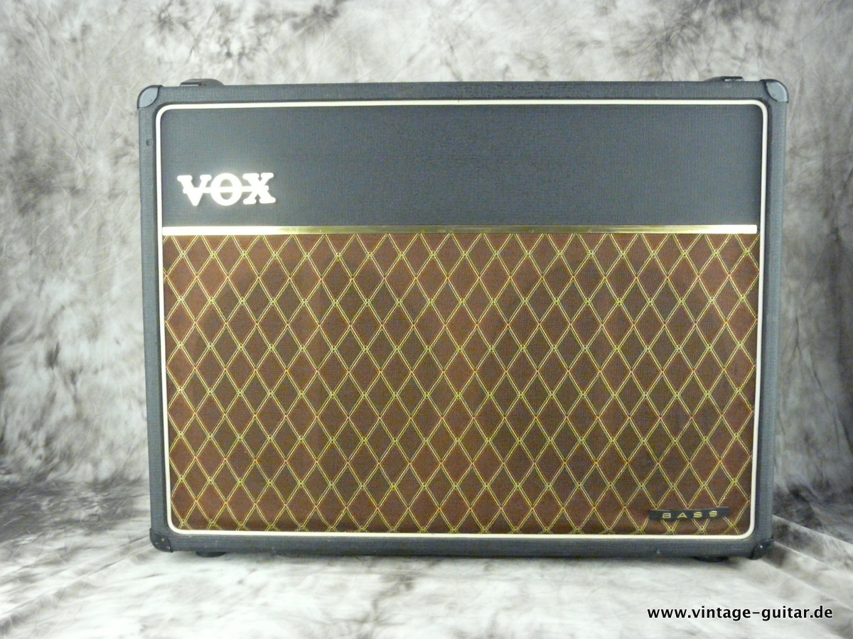 Vox-AC-30-Bass-1964-001.JPG