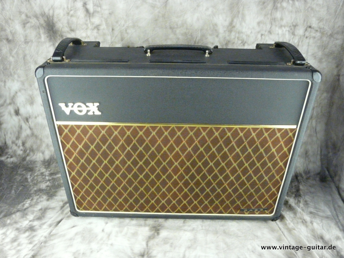 Vox-AC-30-Bass-1964-002.JPG