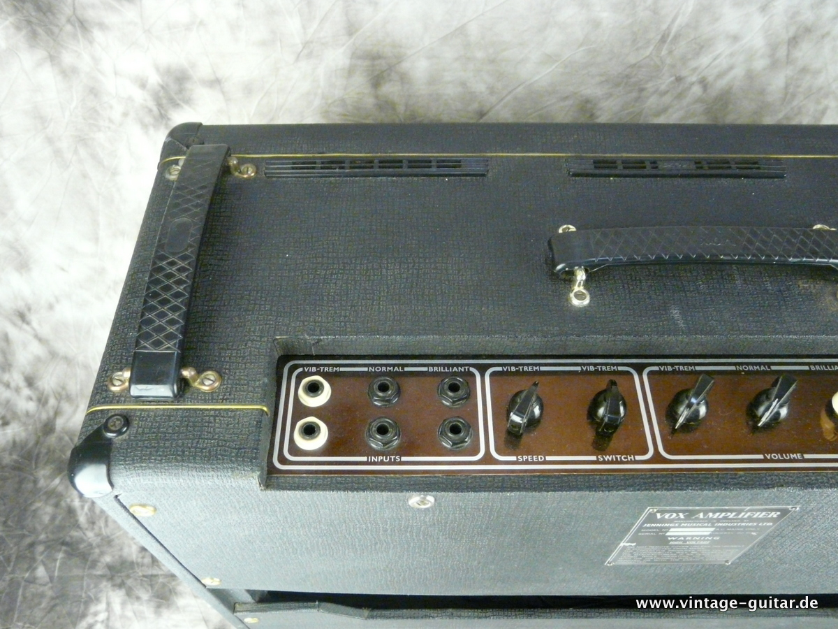 Vox-AC-30-Bass-1964-006.JPG