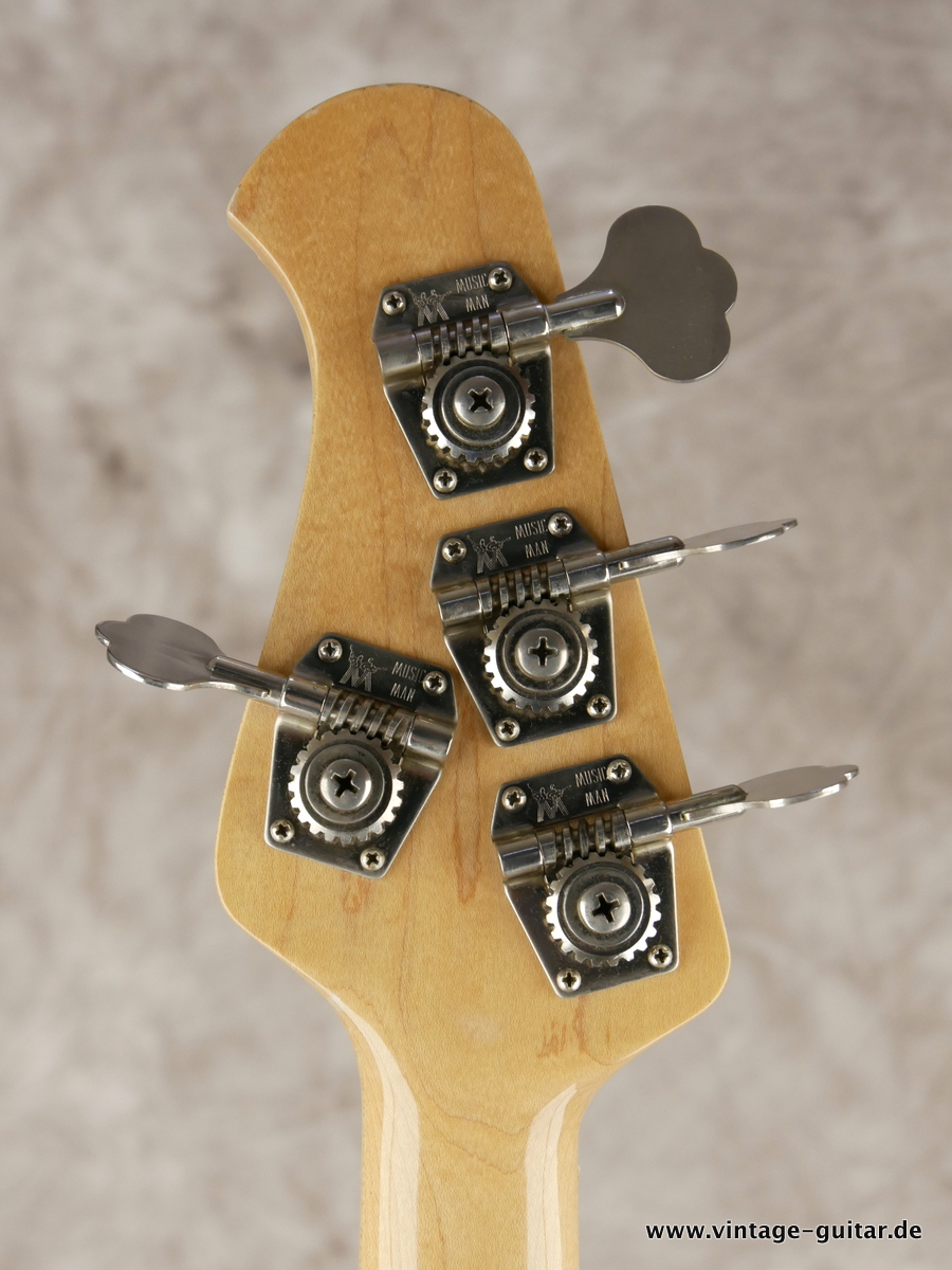 Musicman-Stingray-1979-black-006.JPG