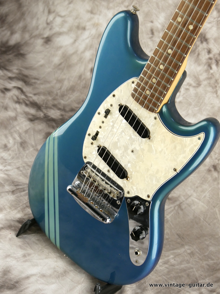 Fender_Mustang-Bass-lake-placid-blue-1973-009.JPG