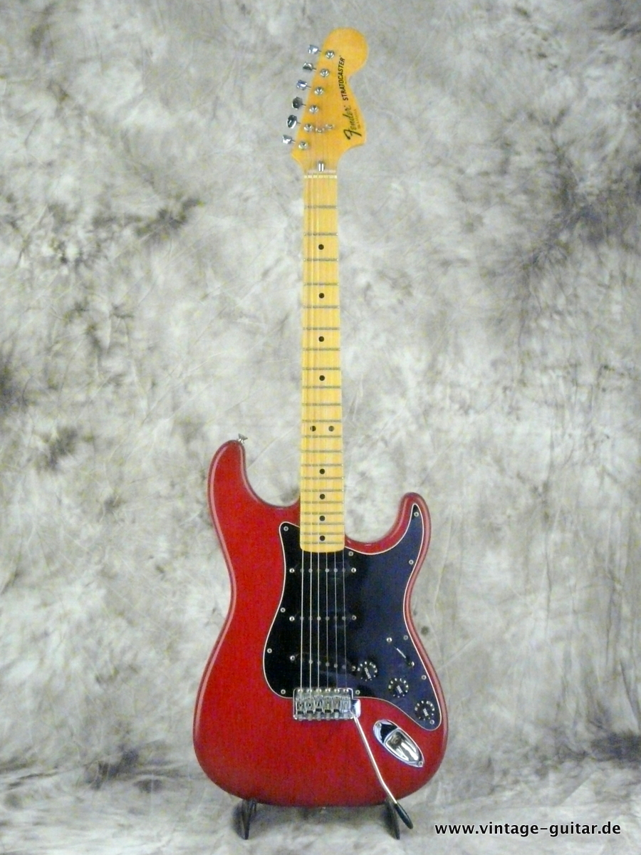 img/vintage/3217/Fender_Stratocaster-1980-winered-001.JPG
