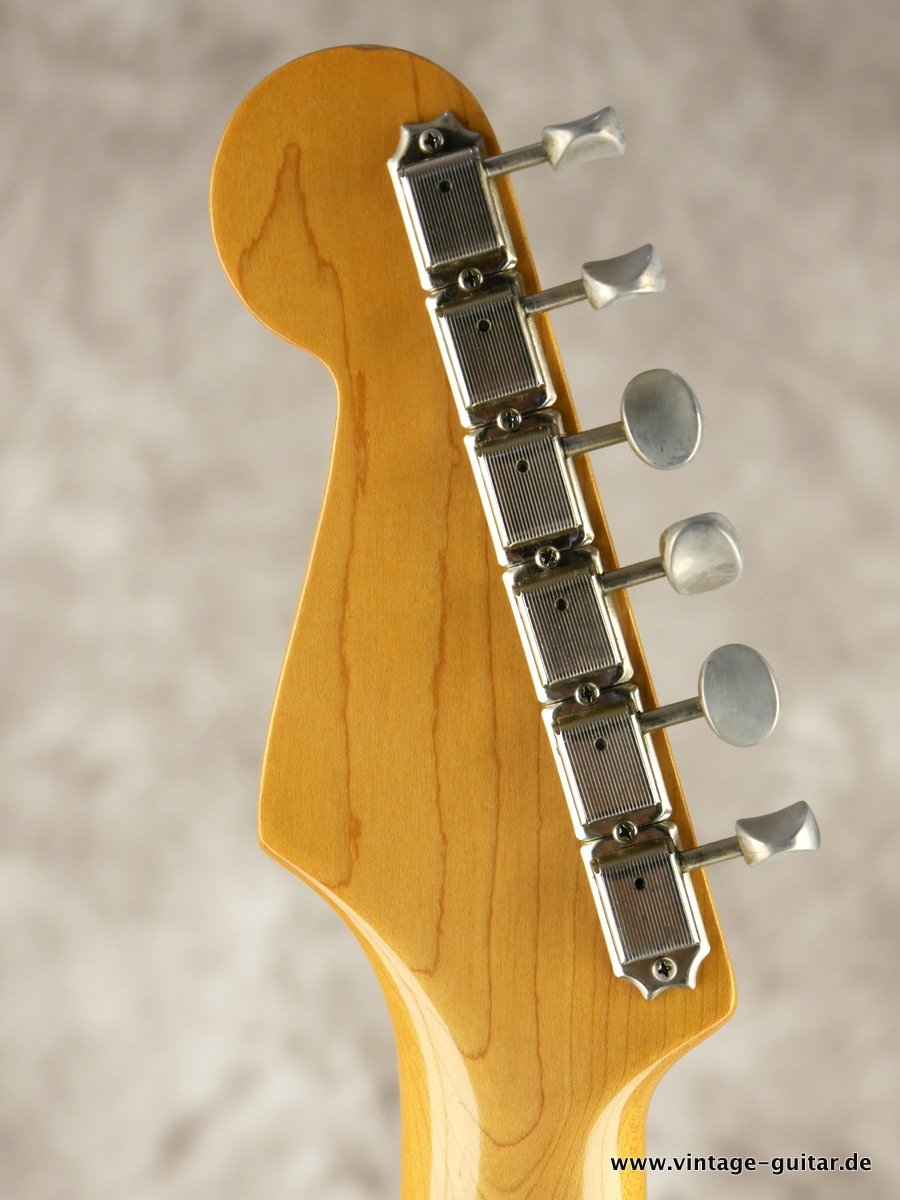 Squier-Fender-Stratocaster-JV-Series-1984-black-006.JPG