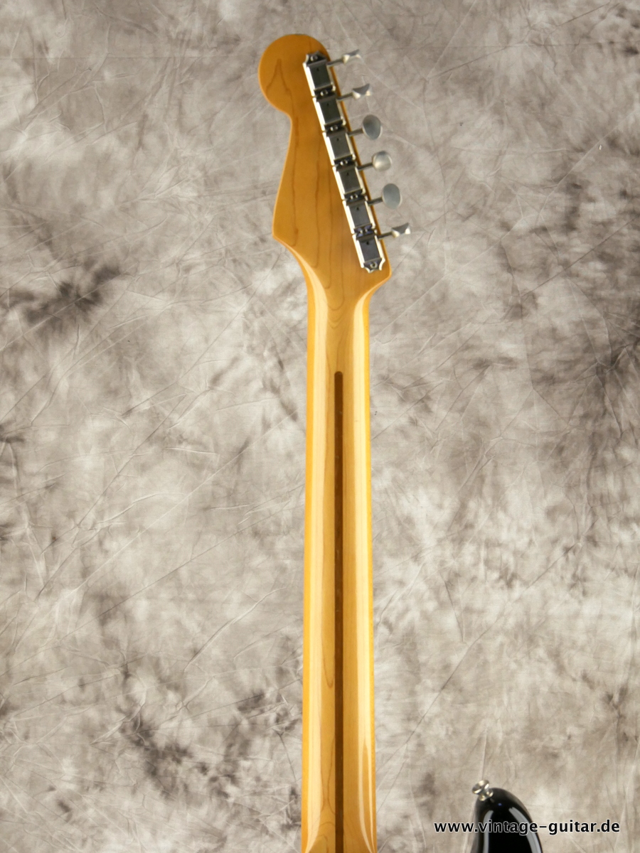Squier-Fender-Stratocaster-JV-Series-1984-black-008.JPG