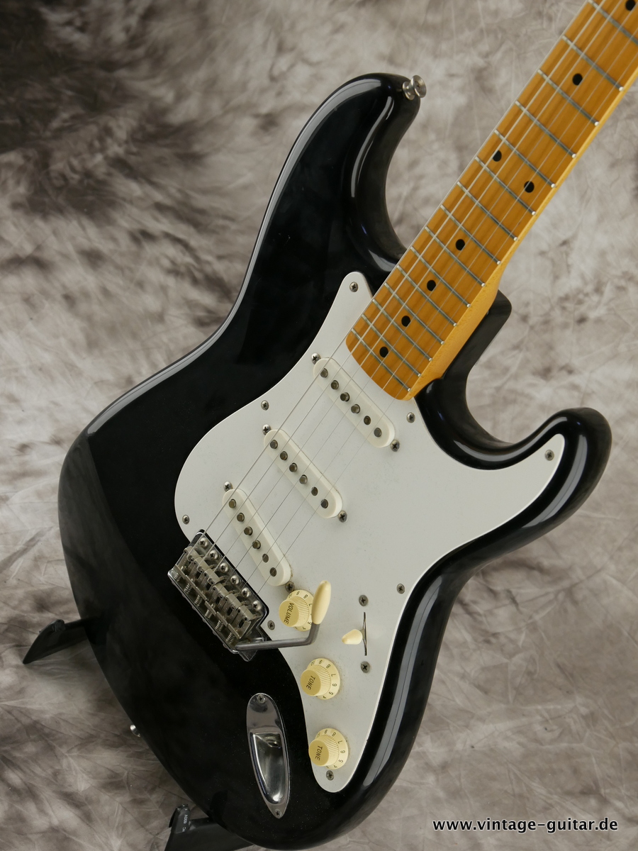 Squier-Fender-Stratocaster-JV-Series-1984-black-009.JPG