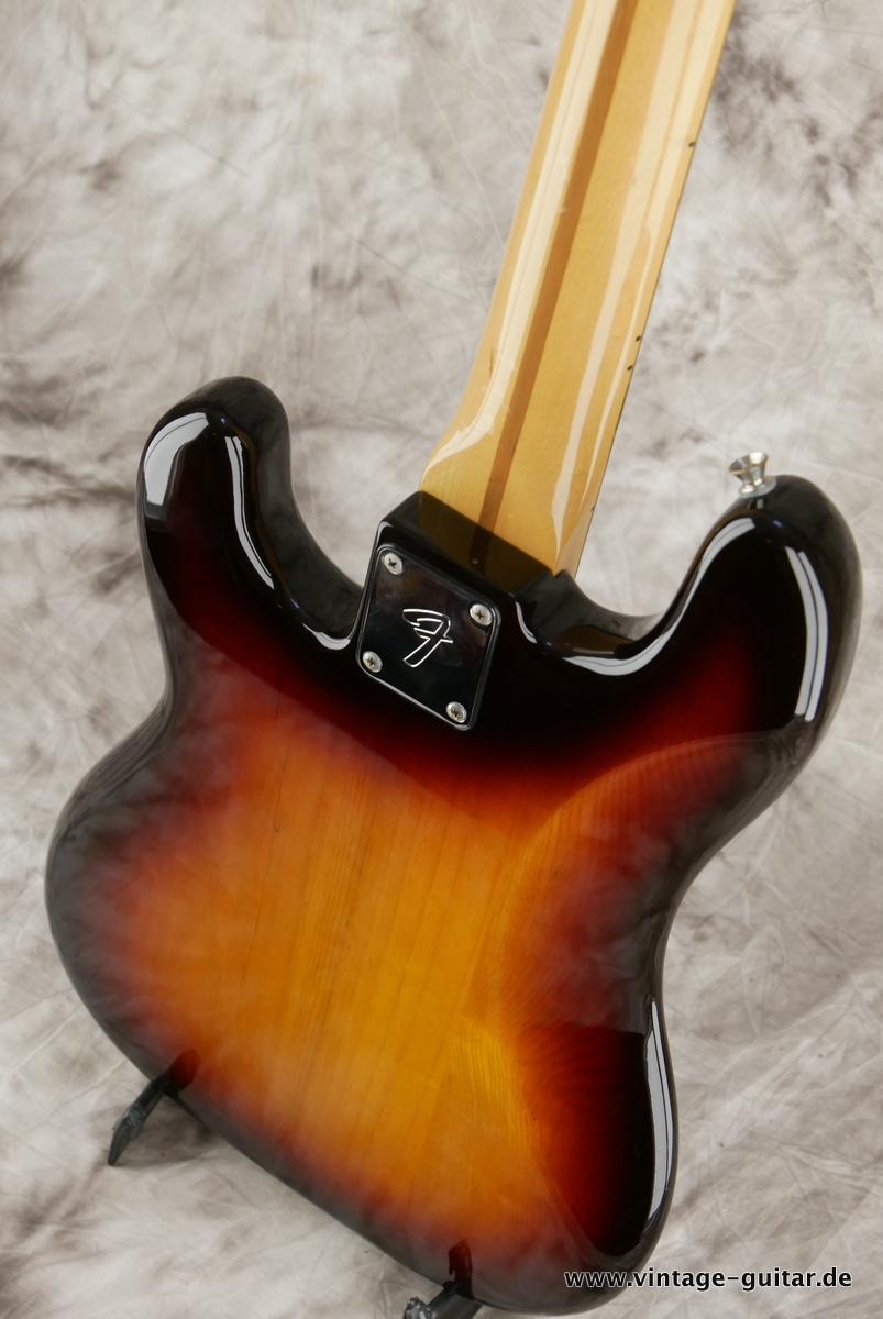 Fender_Precision-Bass-1980-sunburst-010.JPG