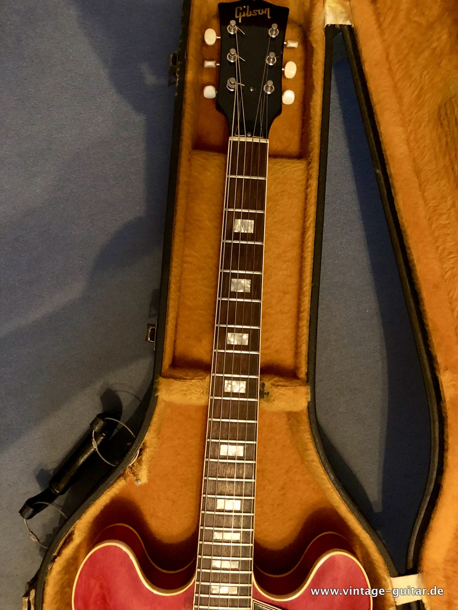 Gibson-ES-330-TD-cherry-1967-003.jpg