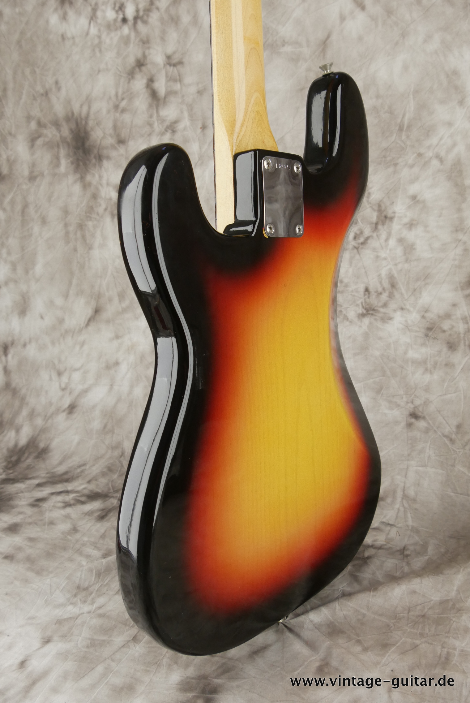 Fender-Precision-Bass-1965-sunburst-mint-condition-007.JPG
