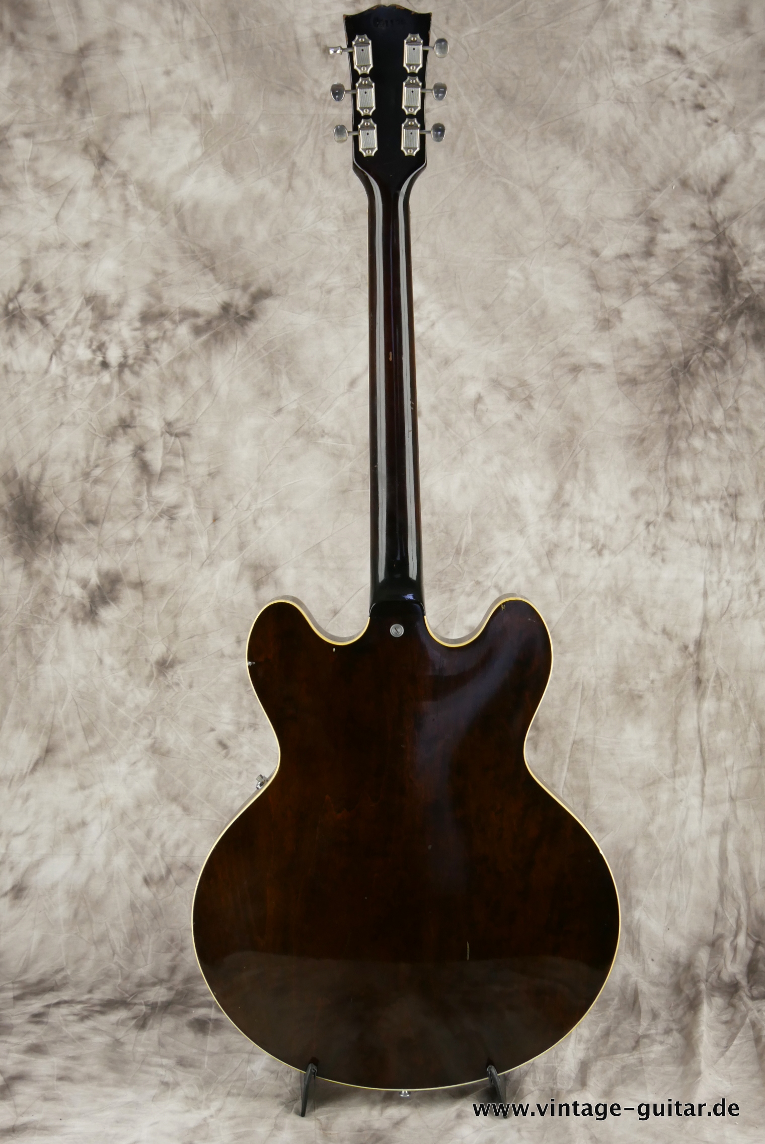 Gibson-ES-330-1967-sunburst-004.JPG