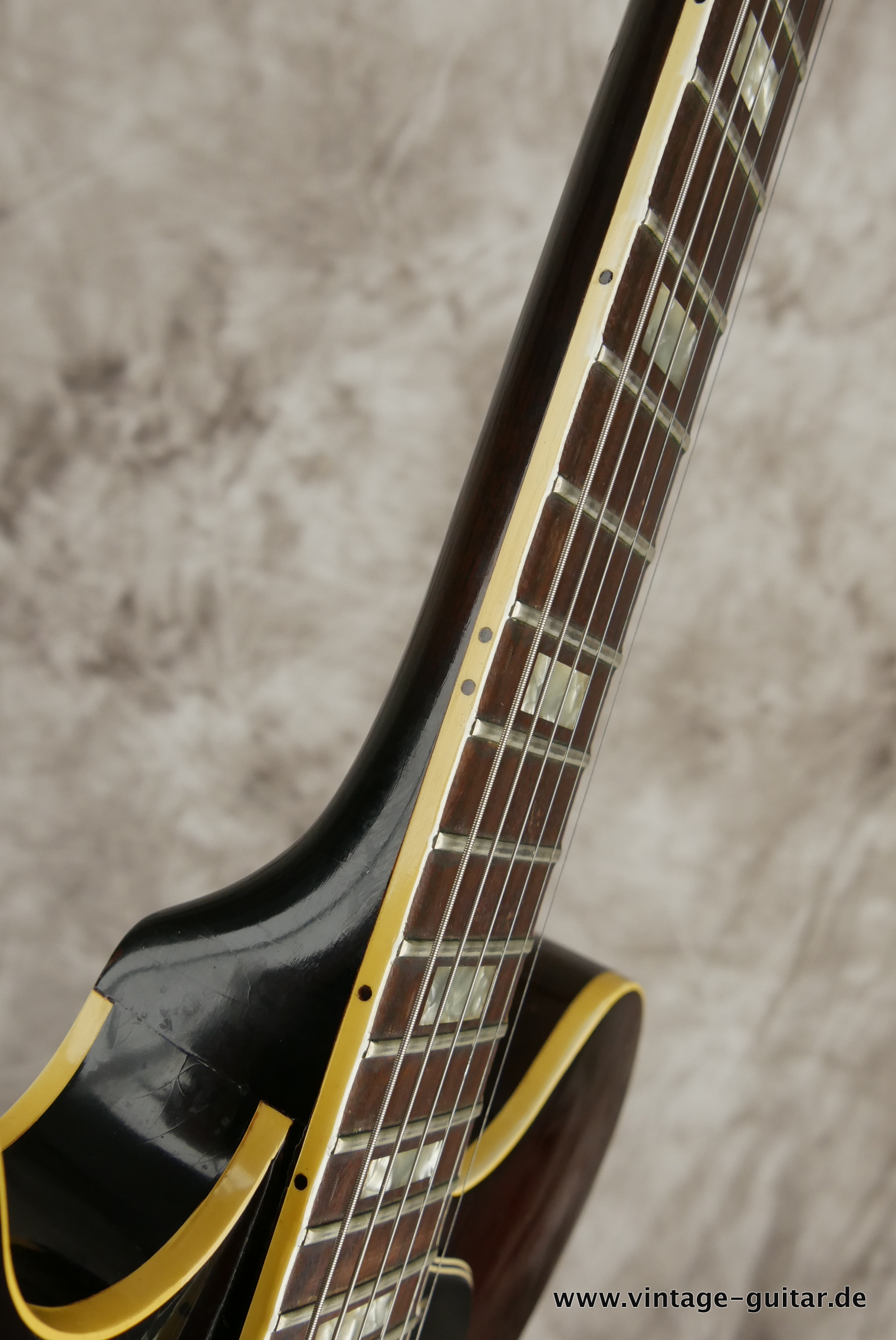 Gibson-ES-330-1967-sunburst-010.JPG