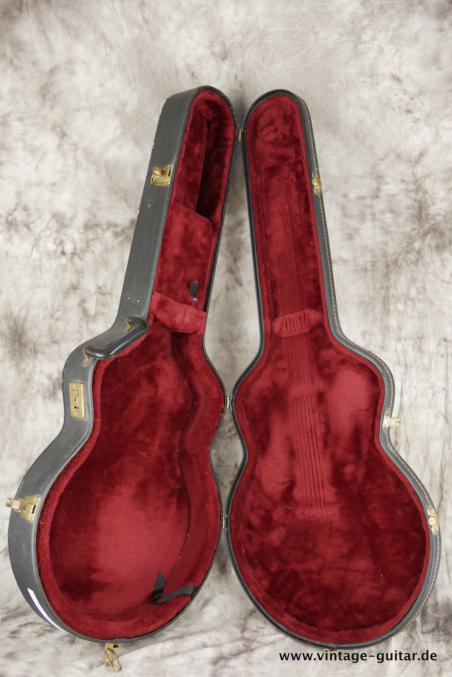 Gibson-ES-330-1967-sunburst-014.JPG