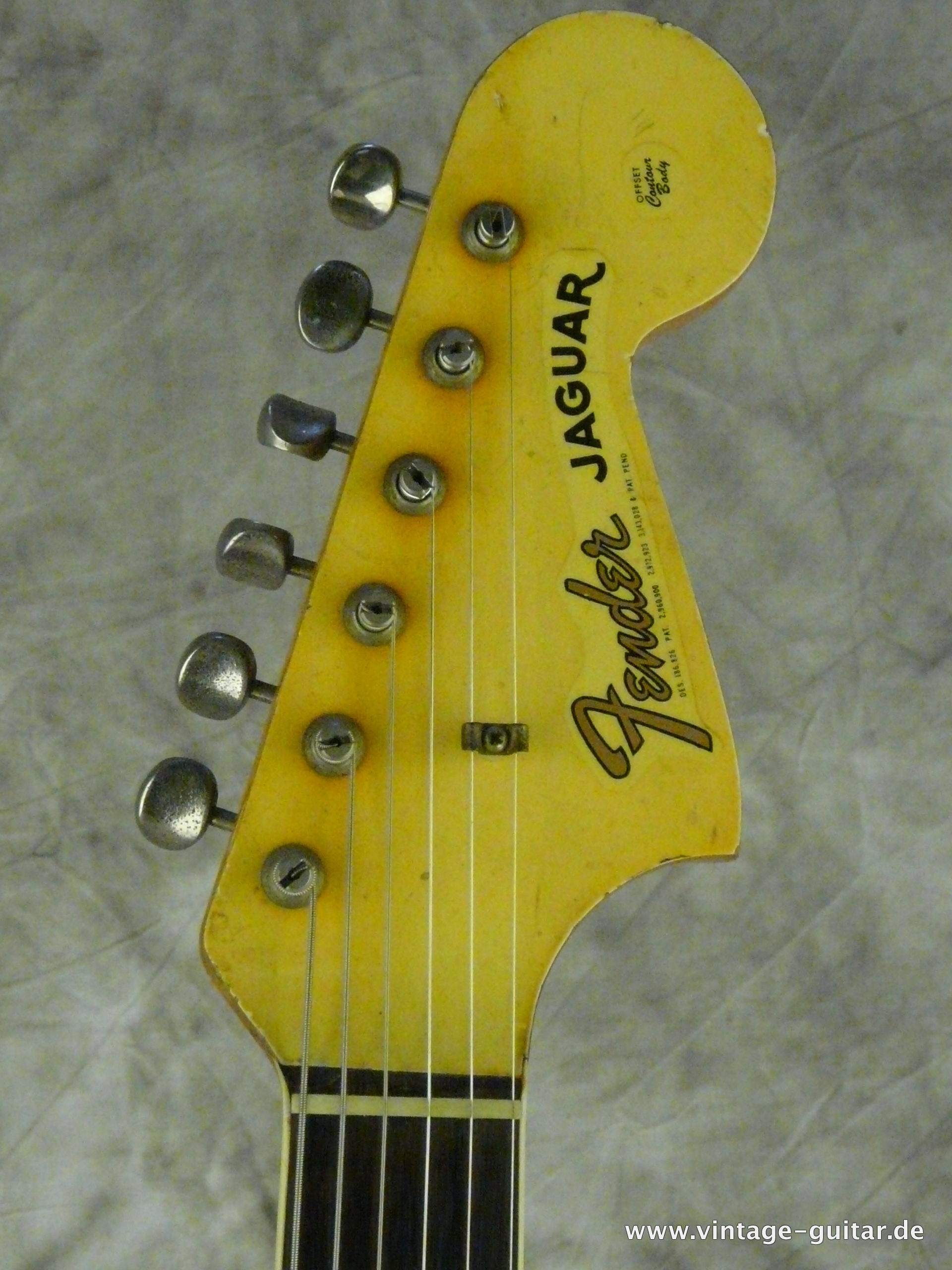 Fender-Jaguar-1965-olympic-white-003.JPG