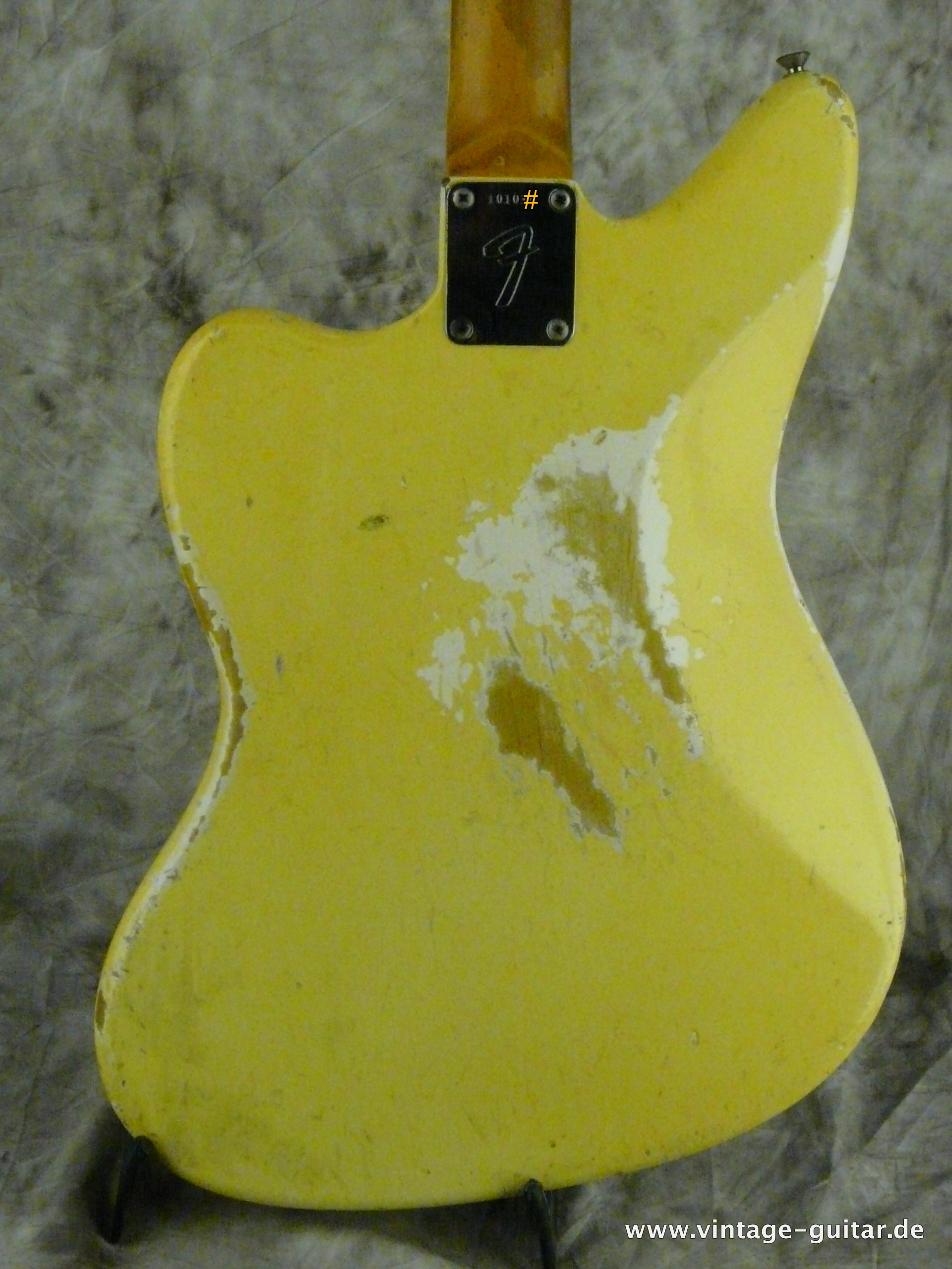 Fender-Jaguar-1965-olympic-white-005.JPG