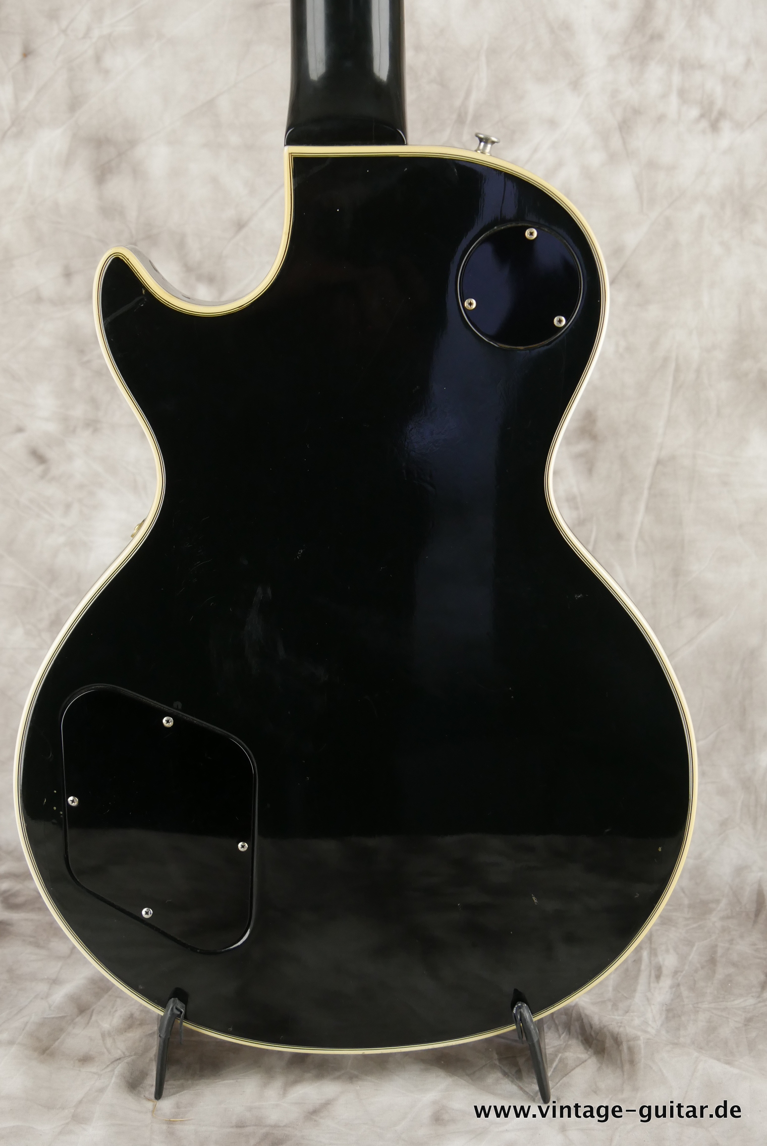 Gibson-Les-Paul-Custom-1974-black-005.JPG