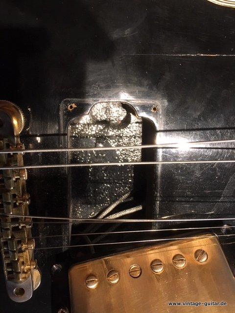 Gibson-Les-Paul-Custom-1974-black-021.JPG