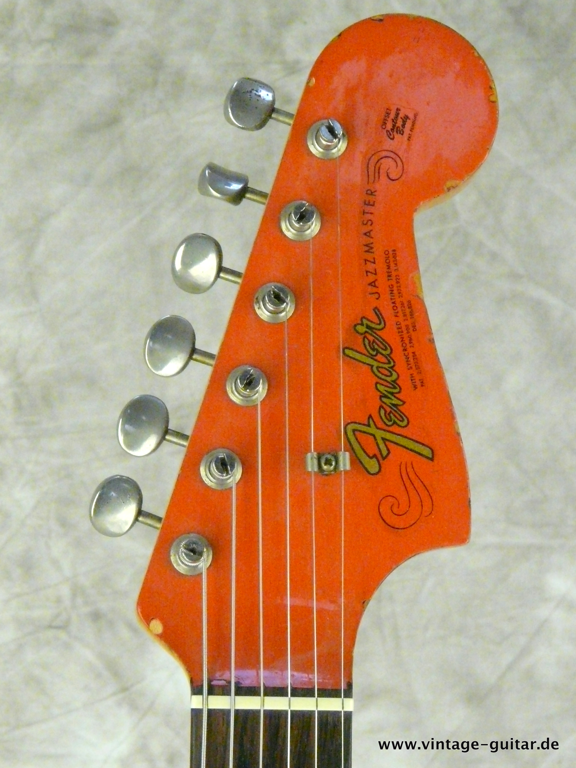 Fender-Jazzmaster-1964-refinished-fiesta-red-003.JPG
