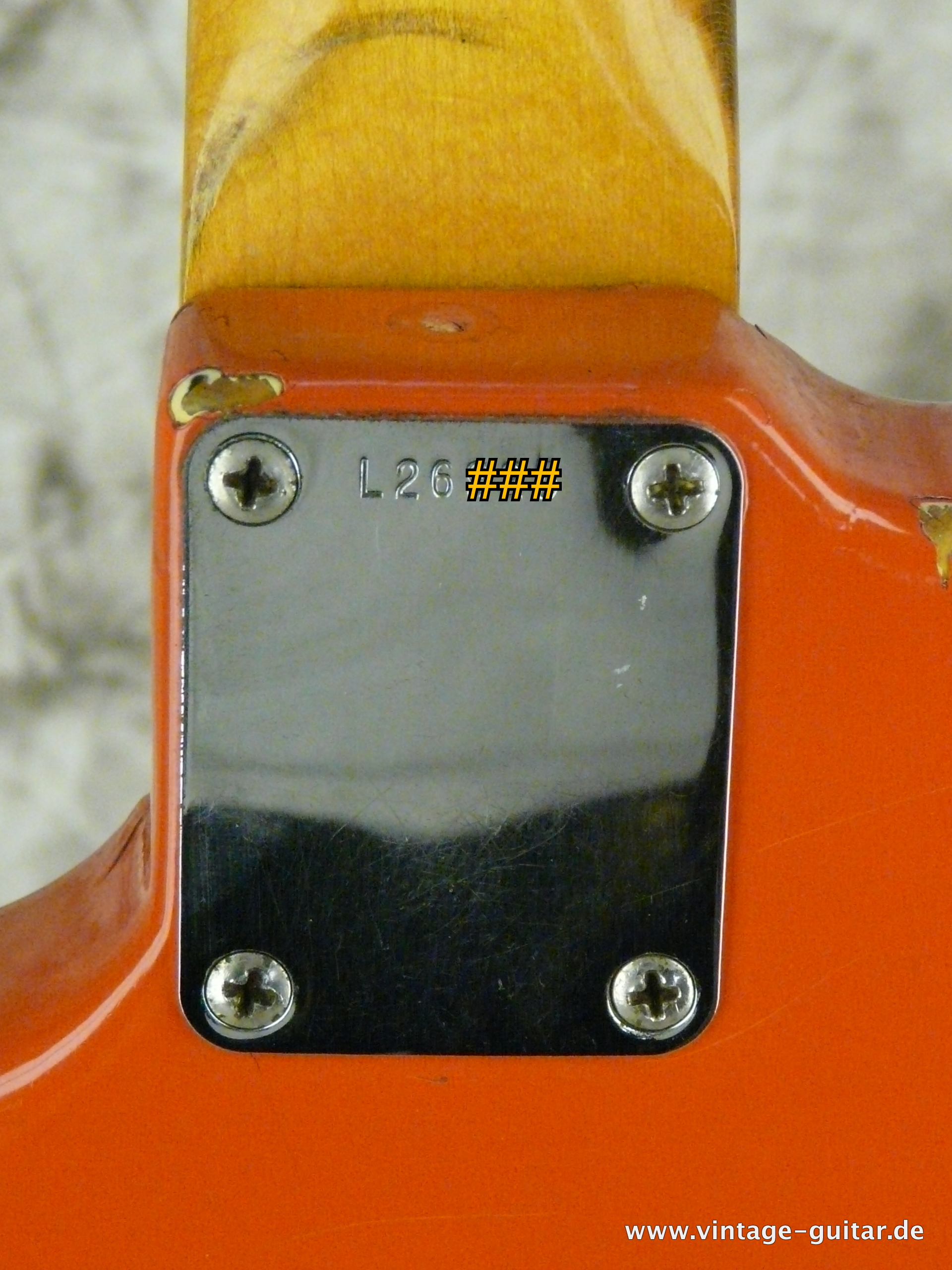 Fender-Jazzmaster-1964-refinished-fiesta-red-011.JPG