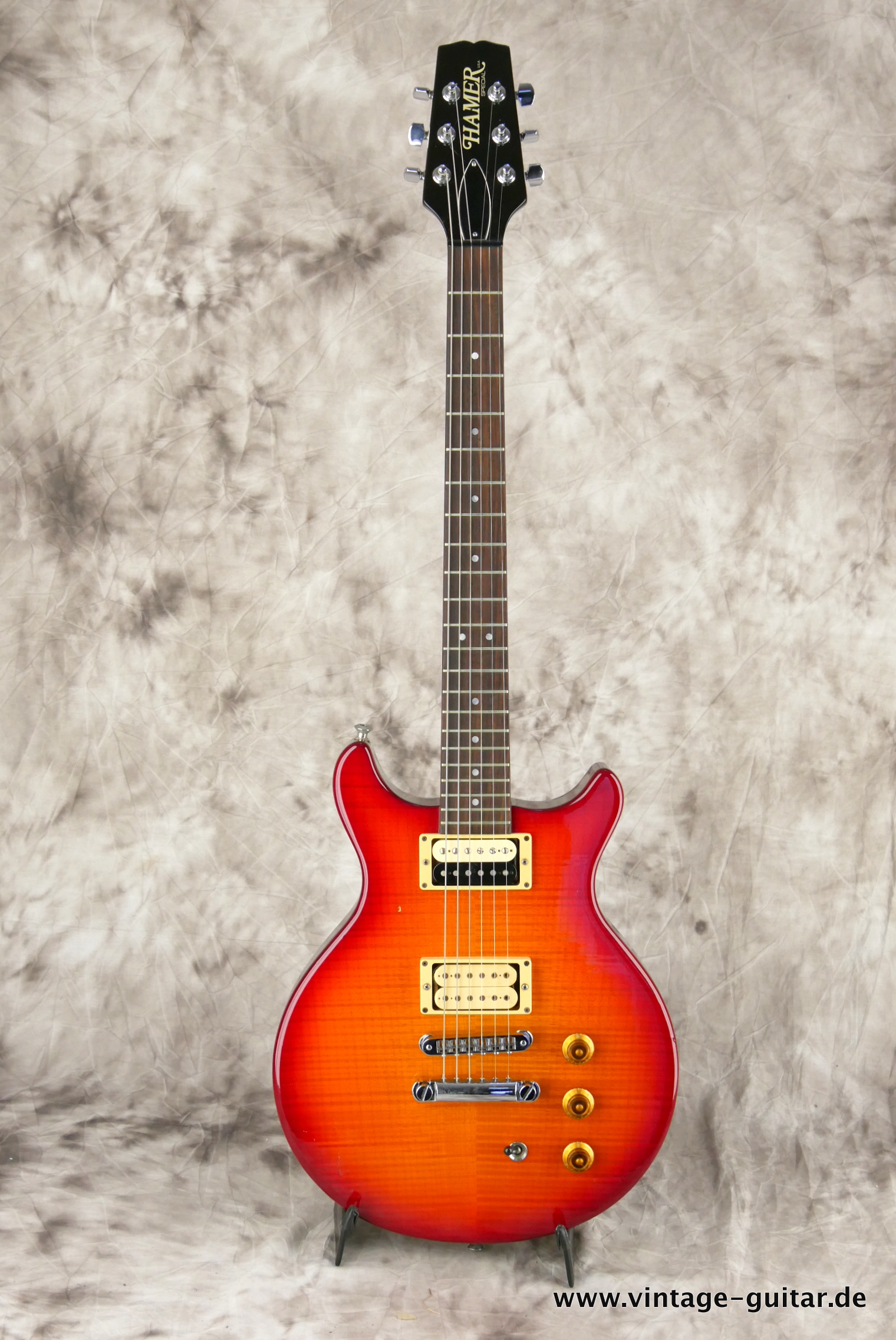 Hamer-special-1992-sunburst-001.JPG